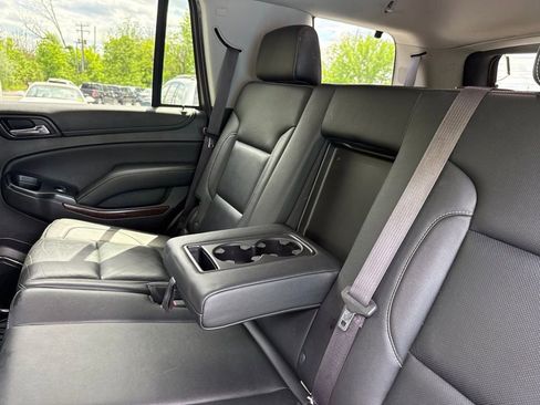 Used 2017 GMC Yukon SLT AWD/4WD image 41