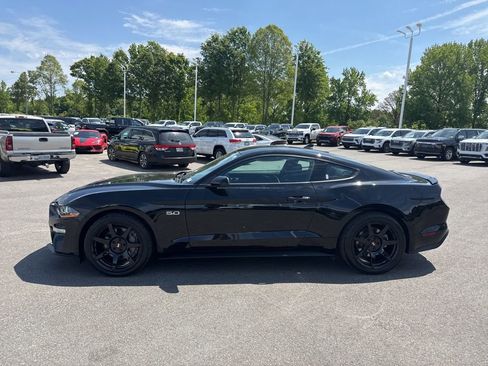 Used 2022 Ford Mustang GT w/ Equipment Group 301A RWD image 2