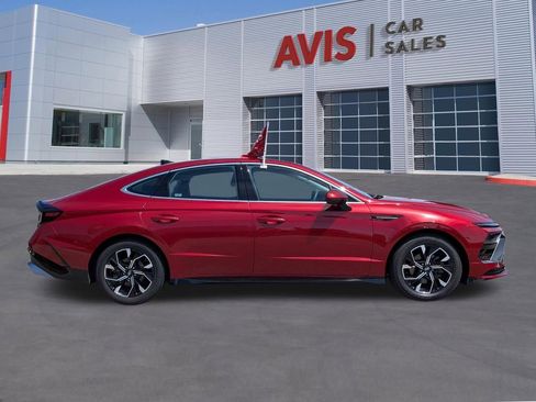 Used 2025 Hyundai Sonata SEL FWD image 5