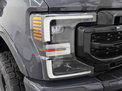 Used 2021 Ford F250 Lariat AWD/4WD image 22