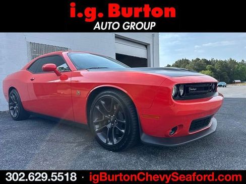 Used 2022 Dodge Challenger R/T Scat Pack RWD image 1