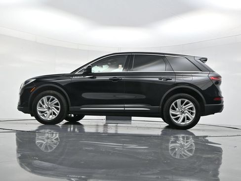 Used 2025 Lincoln Corsair AWD image 51