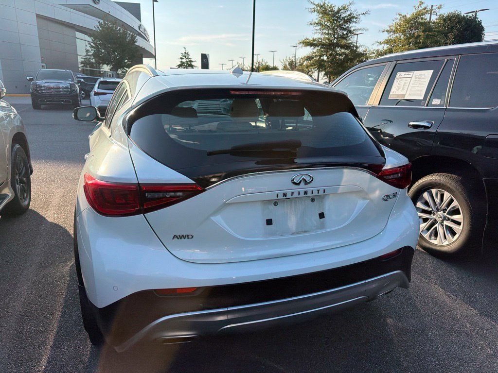 Used 2019 INFINITI QX30 AWD w/ Proassist Package image 2