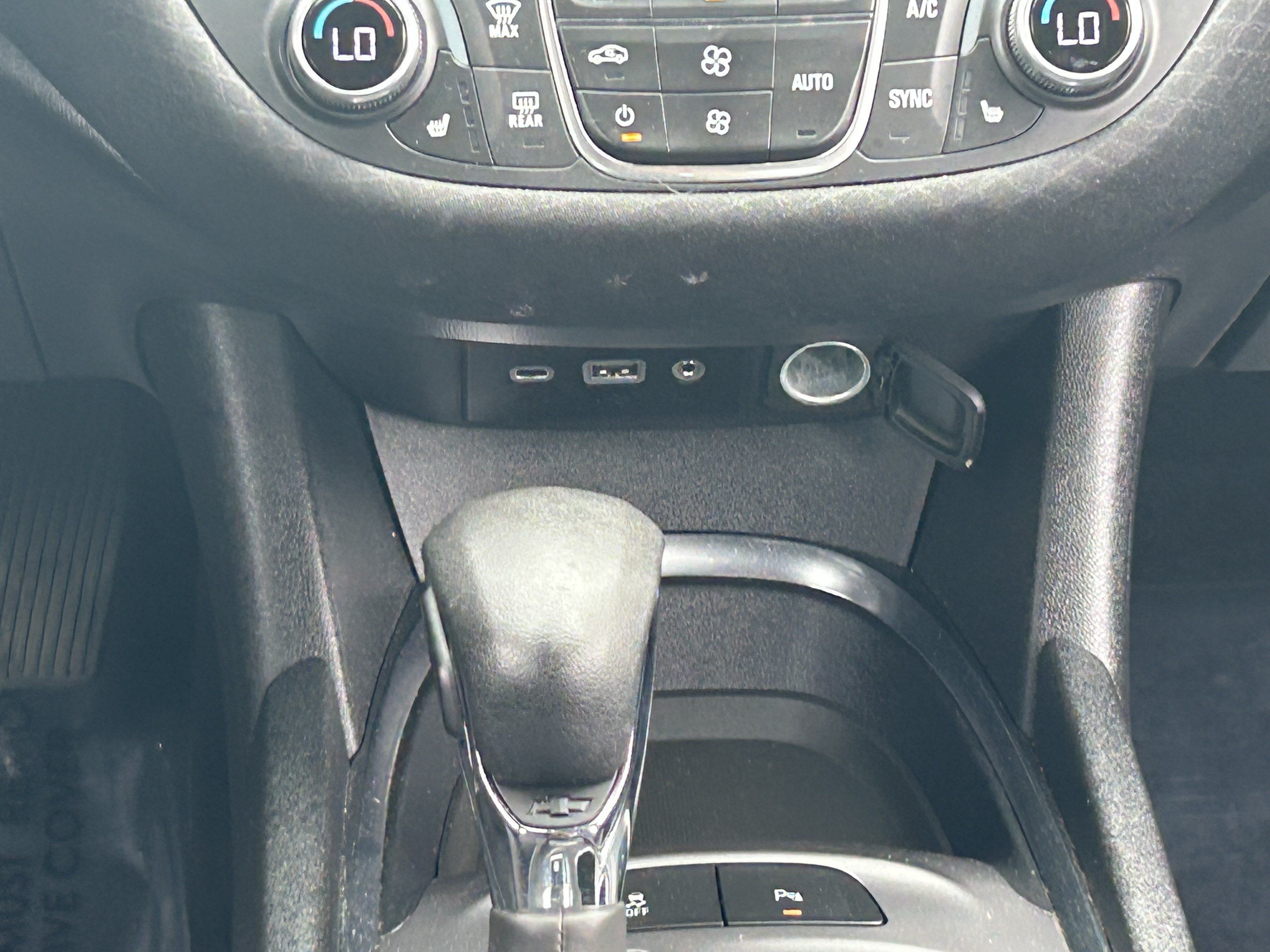 Used 2024 Chevrolet Malibu LT FWD image 20