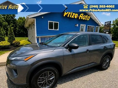 Used 2024 Nissan Rogue S FWD image 1