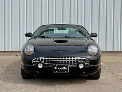Used 2002 Ford Thunderbird RWD image 9