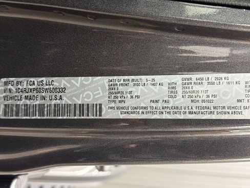 Used 2025 Jeep Wrangler Unlimited Sahara w/ Safety Group image 38