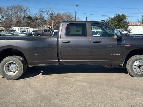 New 2025 RAM 3500 Laramie image 4