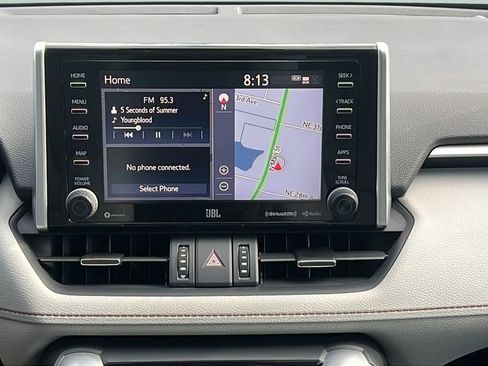 Used 2020 Toyota RAV4 Limited FWD image 14