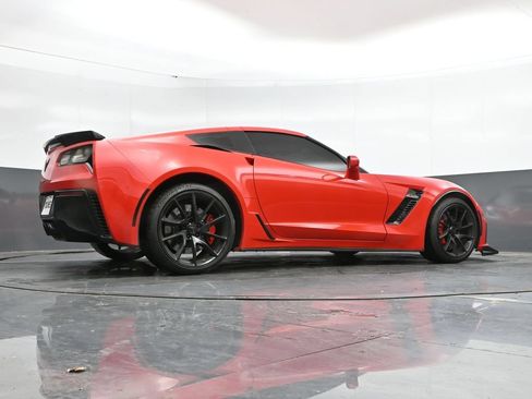 Used 2016 Chevrolet Corvette Z06 w/ 3LZ Preferred Equipment Group RWD image 42
