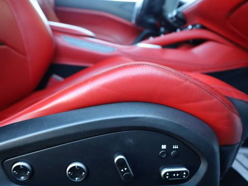 Used 2017 Ferrari GTC4Lusso Coupe image 27