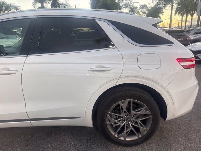Used 2024 Genesis GV70 2.5T AWD/4WD image 9