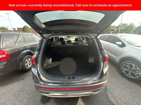 Used 2023 Hyundai Santa Fe Limited AWD/4WD image 10