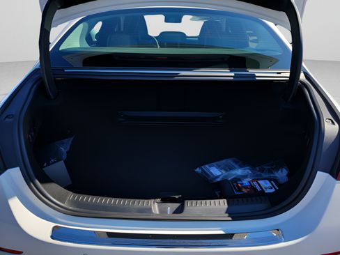 Certified 2026 Mercedes-Benz E 350 Sedan image 6