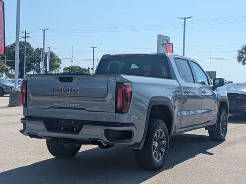 Used 2025 GMC Sierra 1500 AT4 AWD/4WD image 3