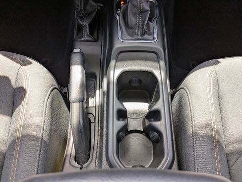 Used 2024 Jeep Wrangler Sahara AWD/4WD image 20