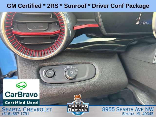 Used 2024 Chevrolet Trax RS w/ Sunroof Package FWD image 16