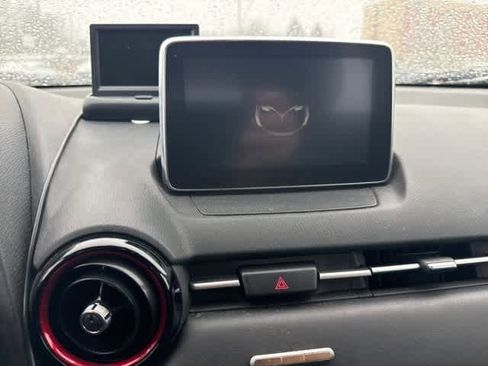 Used 2017 MAZDA CX-3 Touring image 8
