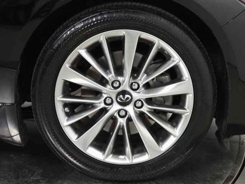 Used 2018 INFINITI Q50 Luxe w/ Sensory Package (Luxe) image 11