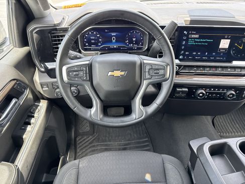 New 2023 Chevrolet Silverado 1500 LT w/ Max Trailering Package image 16