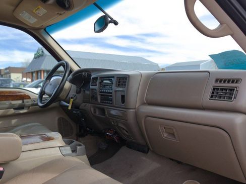 Used 2002 Ford Excursion Limited image 29