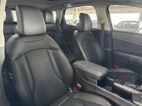 Used 2026 Kia Sportage EX w/ EX Panorama Roof Package FWD image 26