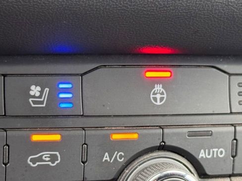 Used 2024 Dodge Durango GT image 7