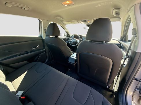 Used 2023 Hyundai Elantra SEL FWD image 26