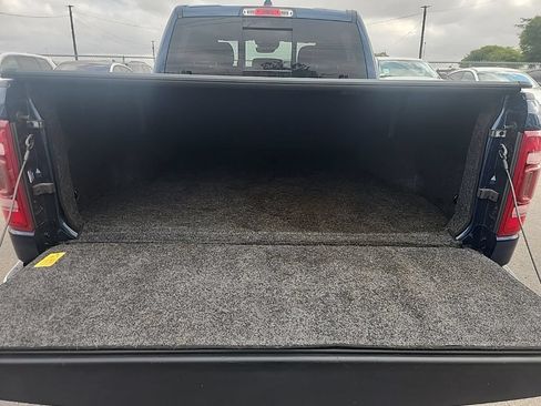 Used 2023 RAM 1500 Limited AWD/4WD image 17