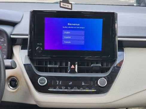 Used 2023 Toyota Corolla LE image 26