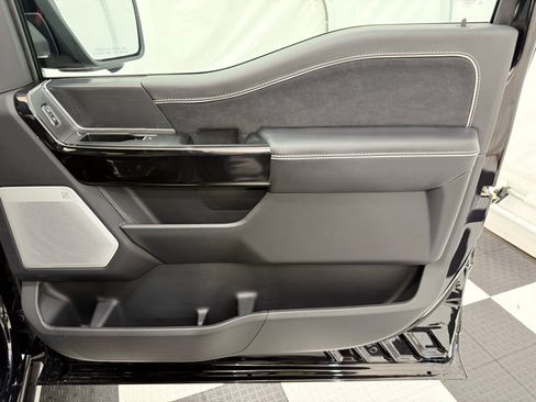 New 2025 Ford F150 Lightning Platinum image 25