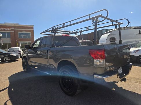 Used 2011 Toyota Tundra 4x4 Double Cab w/ Tow Pkg image 7