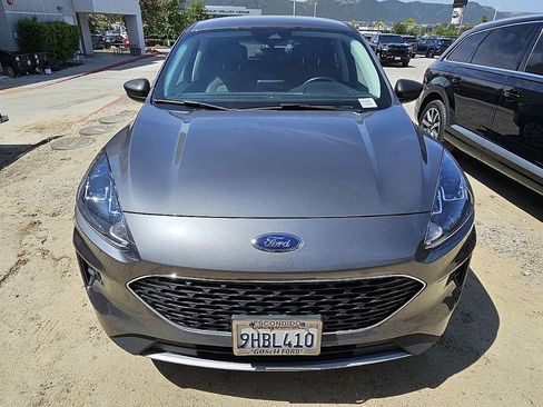 Used 2022 Ford Escape SE w/ Convenience Package image 3
