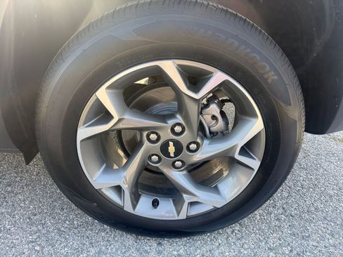 Used 2025 Chevrolet Trax LT image 27