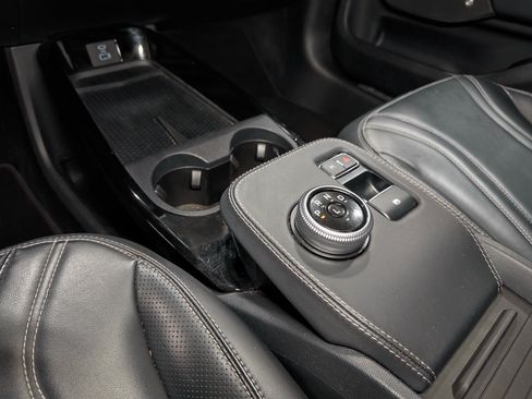 Used 2023 Ford Mustang Mach-E Premium AWD/4WD image 18