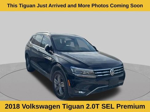 Used 2018 Volkswagen Tiguan SEL Premium AWD/4WD image 2