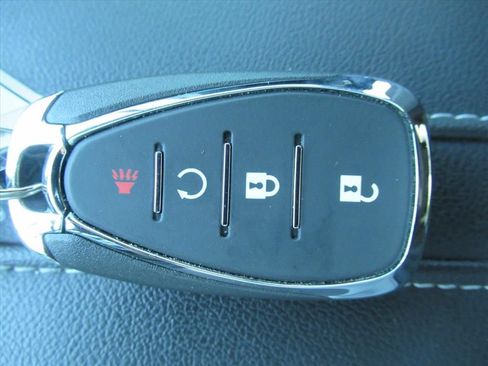 Used 2024 Chevrolet Blazer LT w/ Midnight/Sport Edition FWD image 28