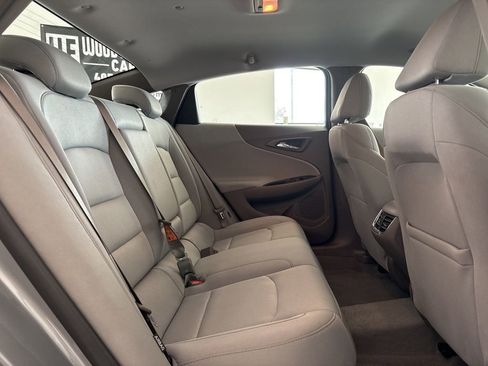 Used 2025 Chevrolet Malibu LT FWD image 26