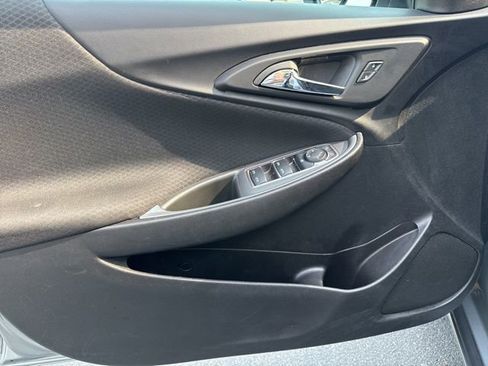 Used 2024 Chevrolet Malibu LT FWD image 9