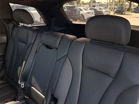 Used 2022 Audi Q7 3.0T Premium Plus w/ Premium Plus Package image 28