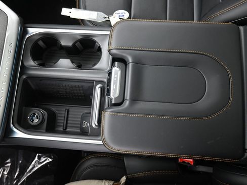 New 2025 Ford Expedition Tremor image 37