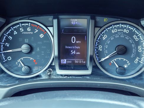 Used 2023 Toyota Tacoma TRD Sport w/ TRD Premium Sport Package AWD/4WD image 14