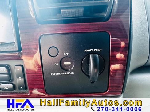 Used 2006 Ford F350 Lariat image 29