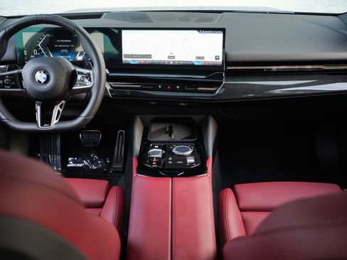 Used 2026 BMW 530i w/ M Sport Package RWD image 20