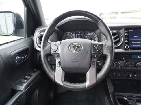 Used 2023 Toyota Tacoma TRD Sport w/ Advanced Technology Package image 17