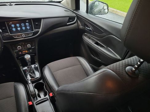 Used 2018 Buick Encore Preferred image 15