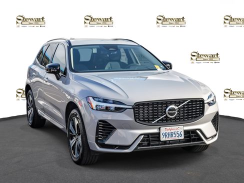Used 2025 Volvo XC60 T8 Core w/ Protection Package Premier image 20
