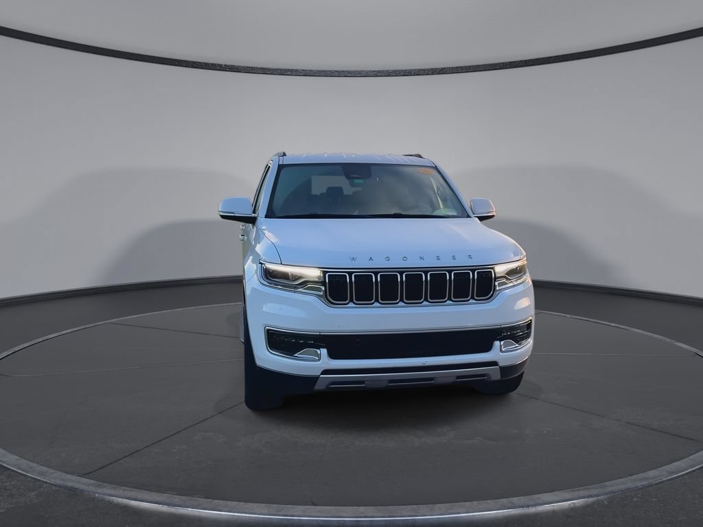 Used 2022 Jeep Wagoneer Series III RWD image 3