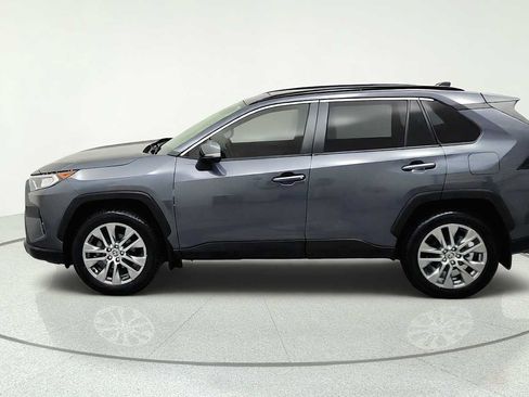 Used 2021 Toyota RAV4 XLE Premium AWD/4WD image 5