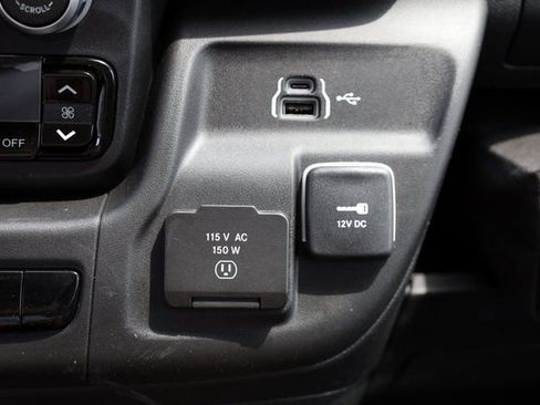 Used 2024 RAM ProMaster 1500 w/ Convenience Group image 16